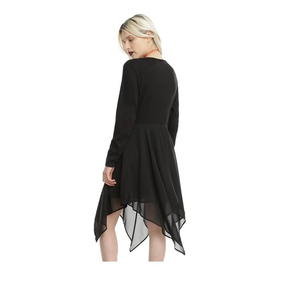 HOT TOPIC Black Tie Front Girls Drape Cardigan Size 3 - Picture 2 of 9